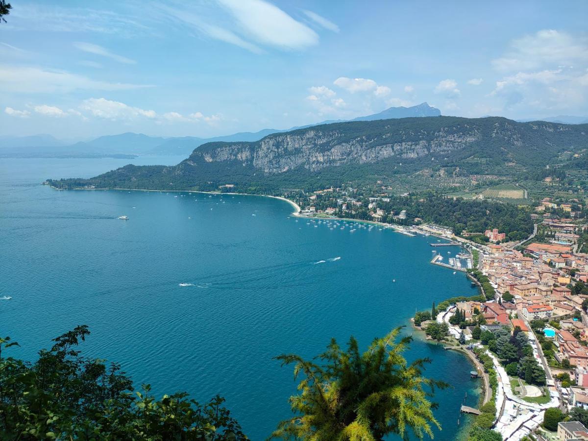 Hotel Tre Corone Garda  Exteriör bild